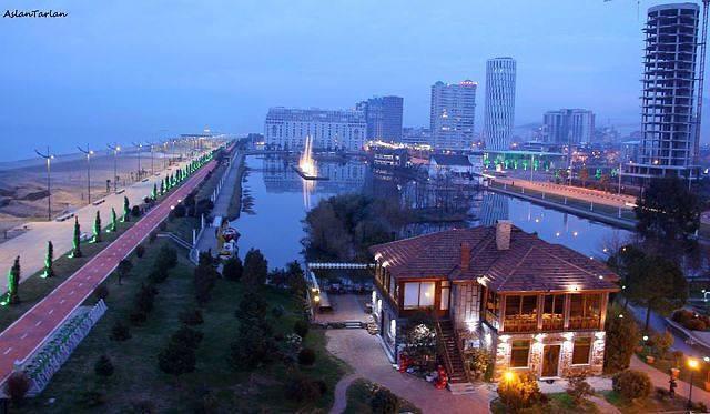 Nino Apartment On Pirosmani Batumi Pokój zdjęcie