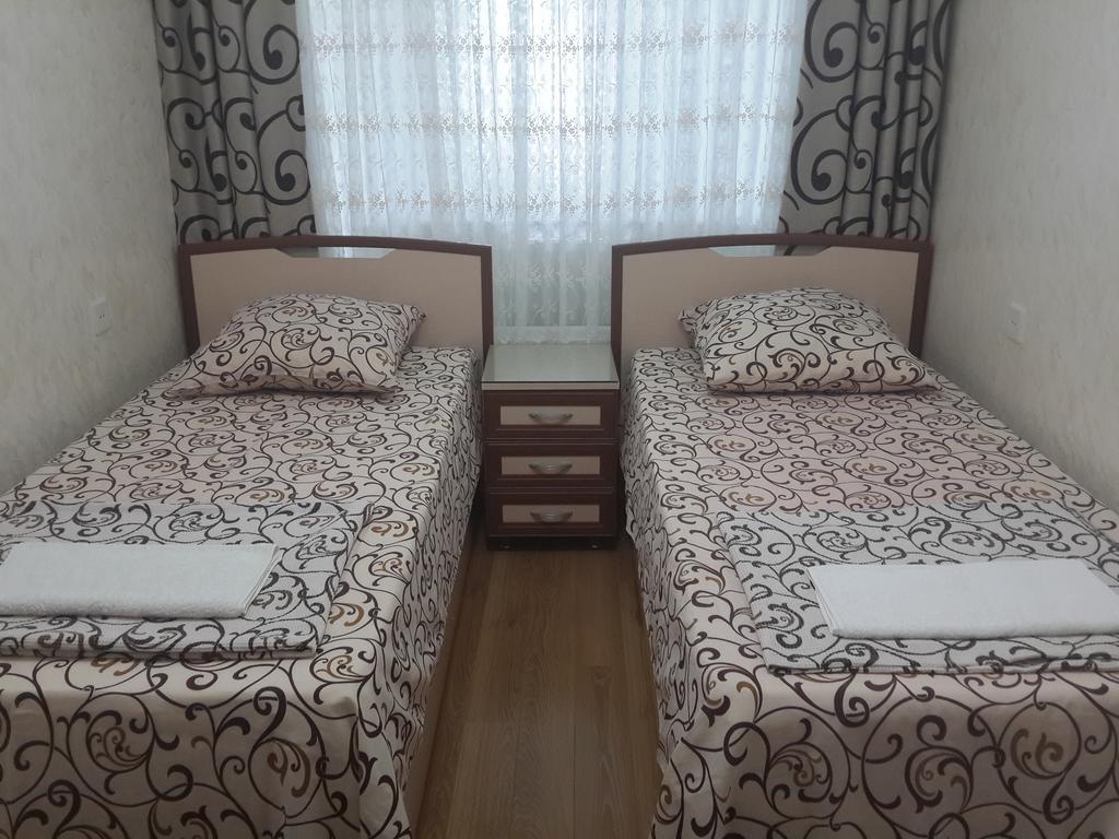 Nino Apartment On Pirosmani Batumi Zewnętrze zdjęcie